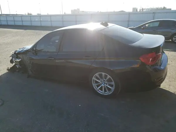 WBA8E1G56GNU11957 2016 BMW 3ER - Image 2