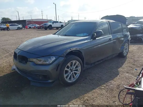 WBA8E1G56GNU12073 2016 BMW 3ER - Image 2