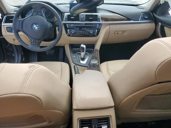 WBA8E1G56HNU13368 2017 BMW 3ER - Image 8