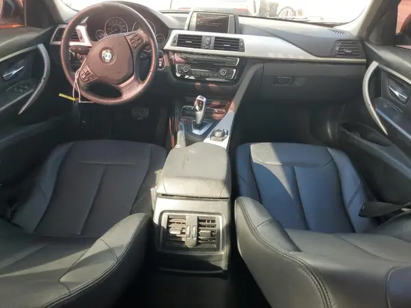 WBA8E1G56HNU13886 2017 BMW 3ER - Image 8