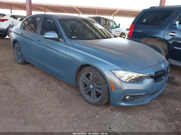 WBA8E1G56HNU15069 2017 BMW 3ER - Image 1