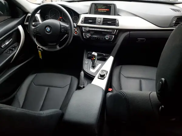 WBA8E1G56JNU91235 2018 BMW 3ER - Image 8