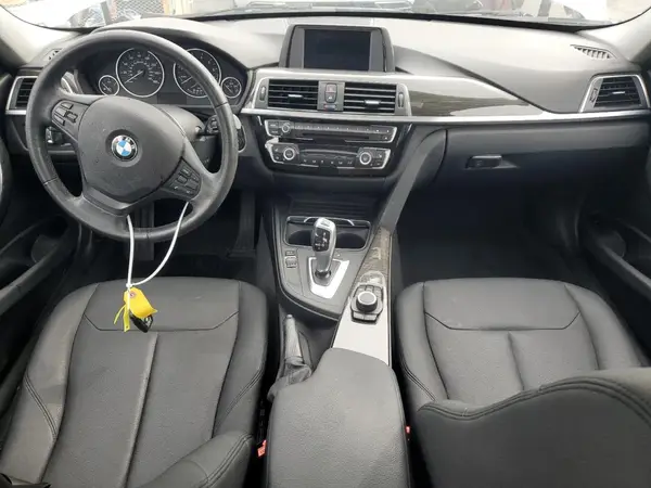 WBA8E1G56JNU91655 2018 BMW 3ER - Image 8