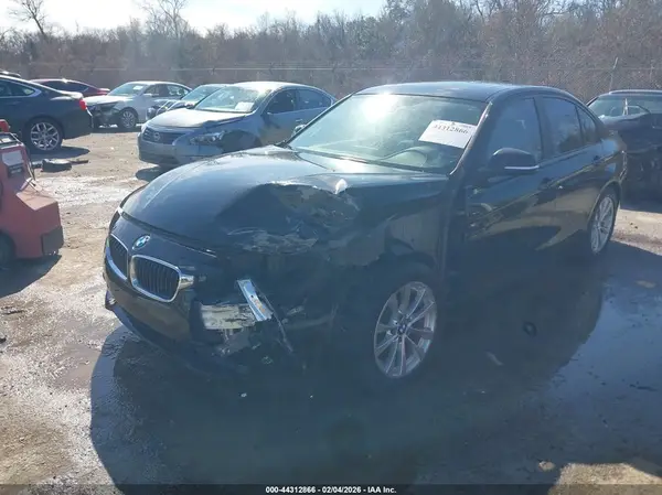 WBA8E1G57GNT37433 2016 BMW 3ER - Image 2