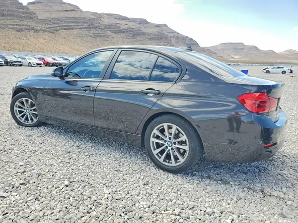 WBA8E1G57GNT38114 2016 BMW 3ER - Image 2