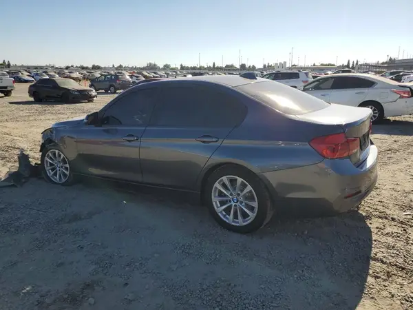 WBA8E1G57GNT99933 2016 BMW 3ER - Image 2