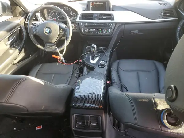 WBA8E1G57GNU10560 2016 BMW 3ER - Image 8