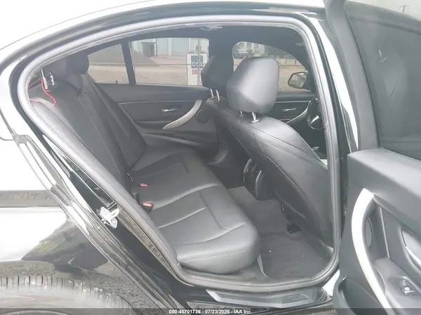WBA8E1G57GNU11739 2016 BMW 3ER - Image 8