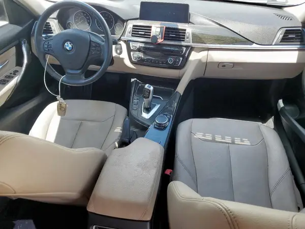 WBA8E1G57HNU14187 2017 BMW 3ER - Image 8
