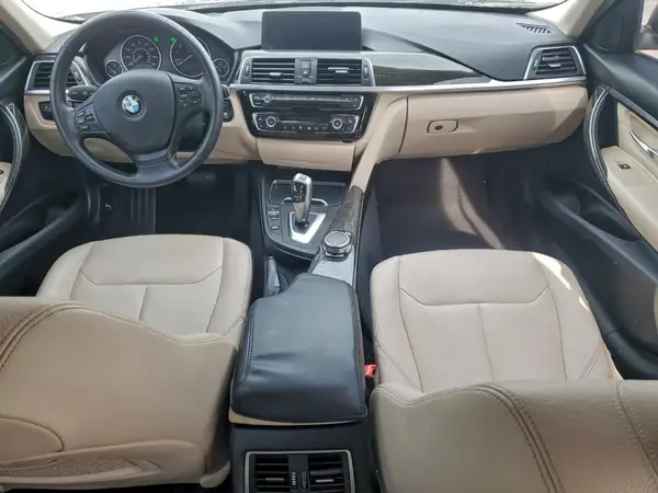 WBA8E1G57HNU14657 2017 BMW 3ER - Image 8