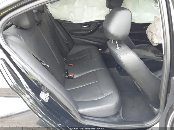 WBA8E1G57JNU88893 2018 BMW 3ER - Image 8