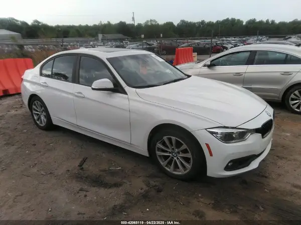 WBA8E1G57JNU91633 2018 BMW 3ER - Image 1