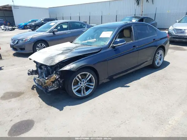 WBA8E1G58GNT35223 2016 BMW 3ER - Image 2