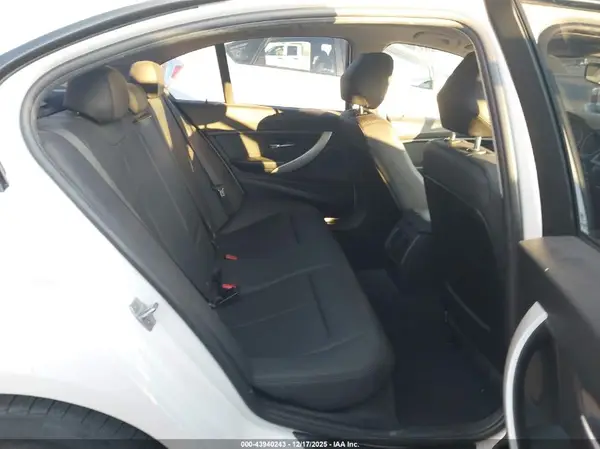 WBA8E1G58GNT38347 2016 BMW 3ER - Image 8