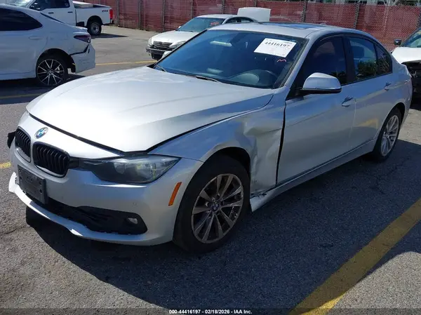 WBA8E1G58GNT99195 2016 BMW 3ER - Image 2