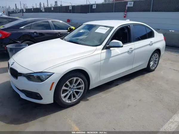 WBA8E1G58GNT99276 2016 BMW 3ER - Image 2