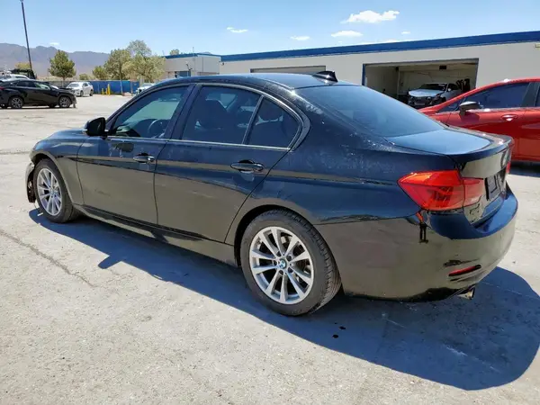 WBA8E1G58GNT99827 2016 BMW 3ER - Image 2