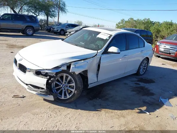 WBA8E1G58GNU10793 2016 BMW 3ER - Image 2