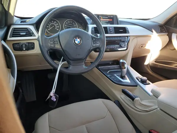 WBA8E1G58JNU89003 2018 BMW 3ER - Image 8