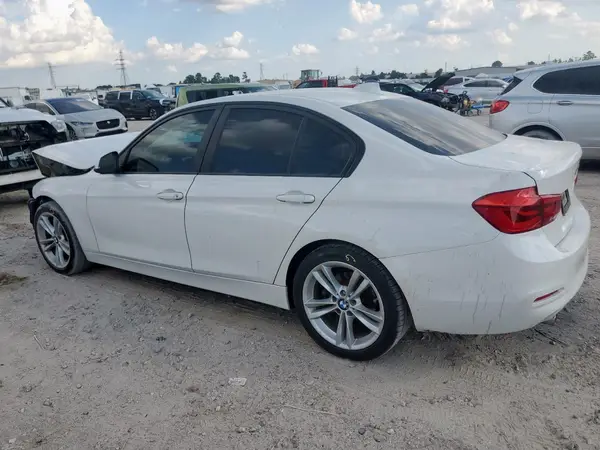 WBA8E1G58JNU89244 2018 BMW 3ER - Image 2