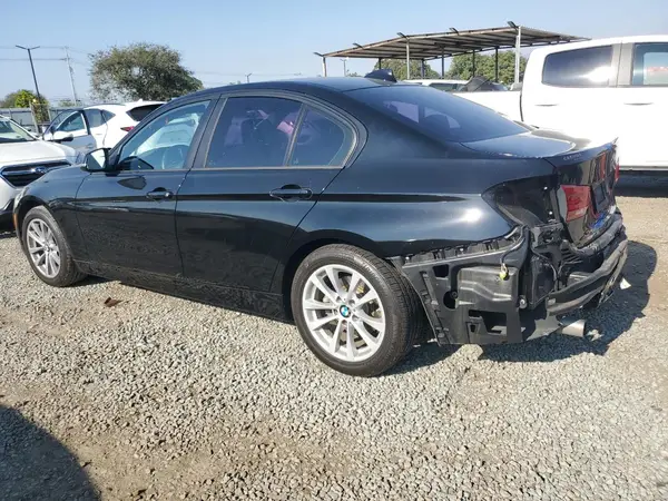 WBA8E1G58JNU91088 2018 BMW 3ER - Image 2
