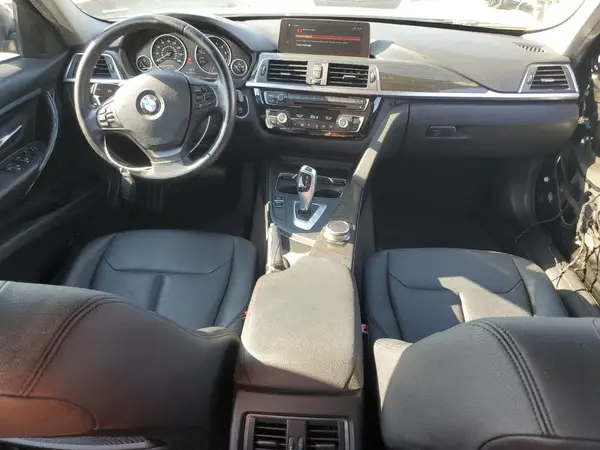 WBA8E1G58JNU91088 2018 BMW 3ER - Image 8