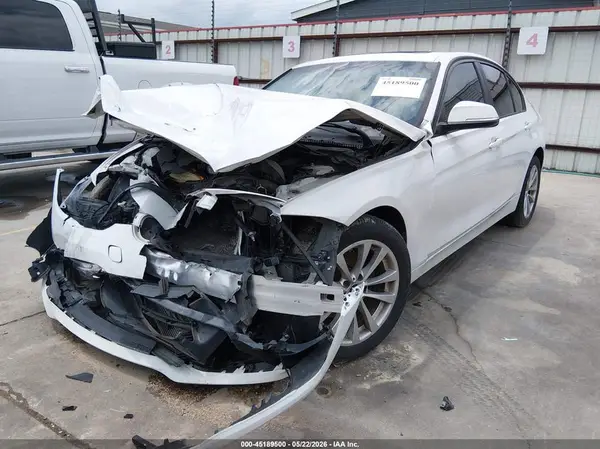 WBA8E1G59GNT36767 2016 BMW 3ER - Image 2