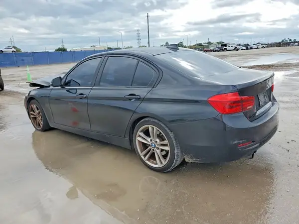 WBA8E1G59GNT72412 2016 BMW 3ER - Image 2