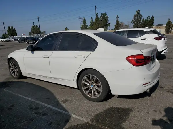 WBA8E1G59GNU10298 2016 BMW 3ER - Image 2