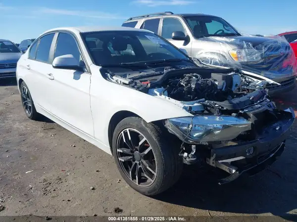 WBA8E1G59GNU10690 2016 BMW 3ER - Image 1