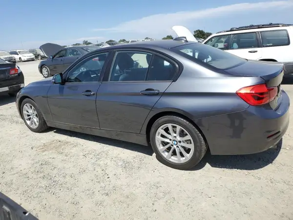 WBA8E1G59GNU11807 2016 BMW 3ER - Image 2