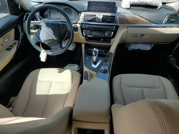 WBA8E1G59HNU13560 2017 BMW 3ER - Image 8