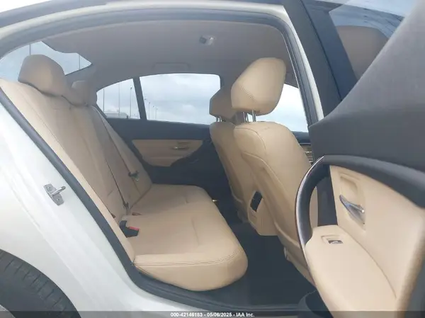 WBA8E1G59HNU15079 2017 BMW 3ER - Image 8