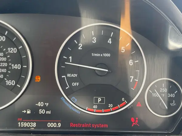 WBA8E1G59JNU896 2018 BMW 3ER - Image 8