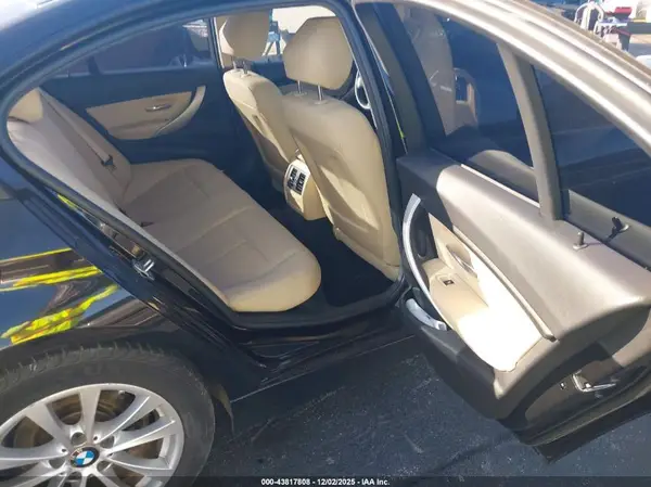 WBA8E1G59JNU90306 2018 BMW 3ER - Image 8