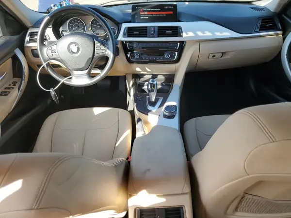 WBA8E1G59JNU91326 2018 BMW 3ER - Image 8