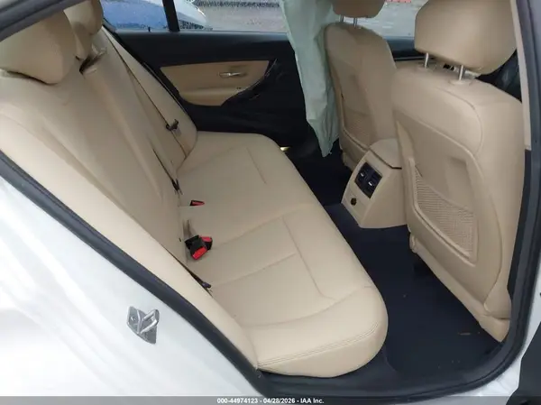 WBA8E1G59JNU91682 2018 BMW 3ER - Image 8