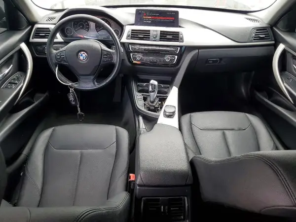 WBA8E1G59JNU92847 2018 BMW 3ER - Image 8