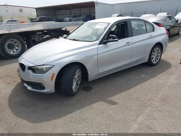 WBA8E1G5XGNT33554 2016 BMW 3ER - Image 2