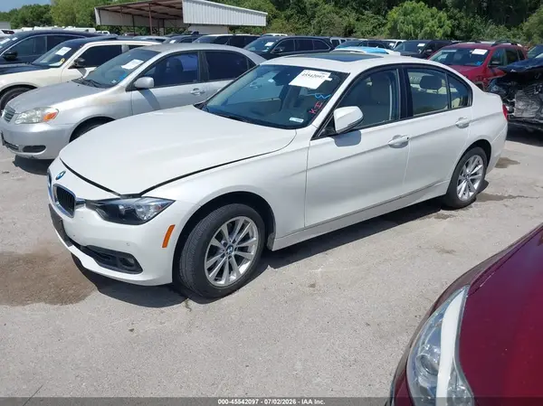 WBA8E1G5XGNT34509 2016 BMW 3ER - Image 2
