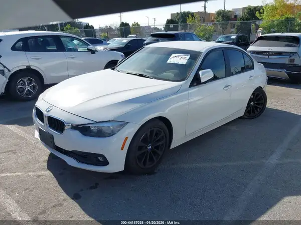 WBA8E1G5XGNT35563 2016 BMW 3ER - Image 2