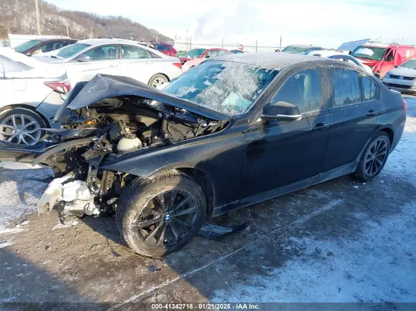 WBA8E1G5XGNT36888 2016 BMW 3ER - Image 2