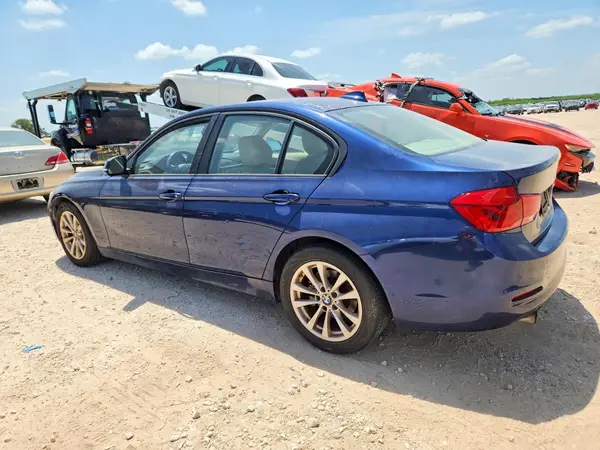 WBA8E1G5XGNT99425 2016 BMW 3ER - Image 2