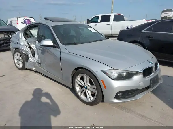 WBA8E1G5XGNU10049 2016 BMW 3ER - Image 1