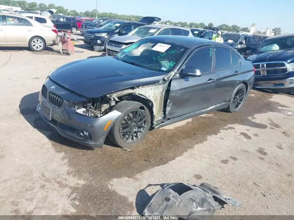 WBA8E1G5XGNU11508 2016 BMW 3ER - Image 2