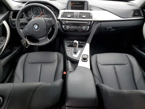 WBA8E1G5XHNU12806 2017 BMW 3ER - Image 8