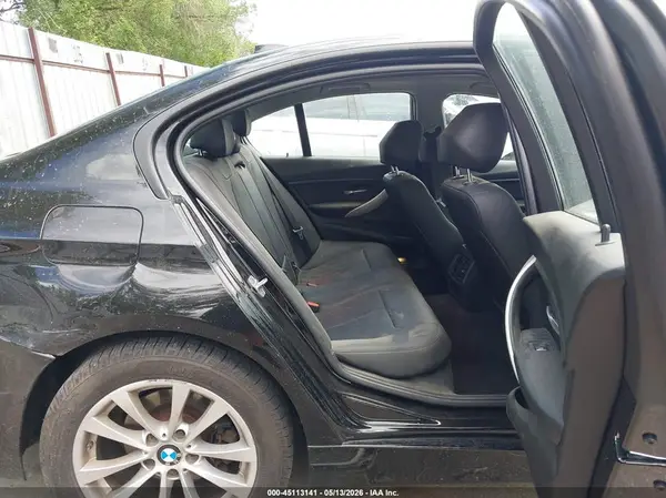 WBA8E1G5XHNU12935 2017 BMW 3ER - Image 8