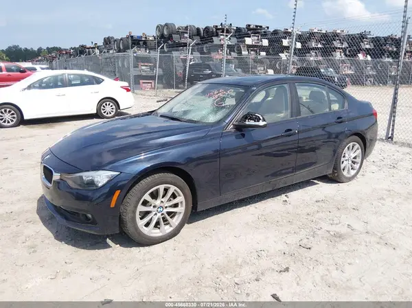 WBA8E1G5XHNU13678 2017 BMW 3ER - Image 2