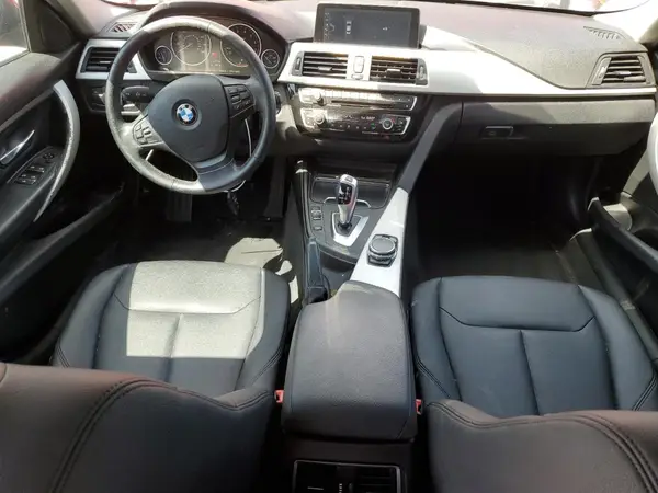 WBA8E1G5XHNU14670 2017 BMW 3ER - Image 8