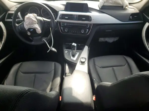 WBA8E1G5XHNU15317 2017 BMW 3ER - Image 8